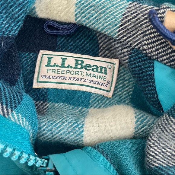 🏕️ Vintage L.L. Bean Jacket – Teal Blue with Plaid Lining 🏕️ - Picture 7 of 14